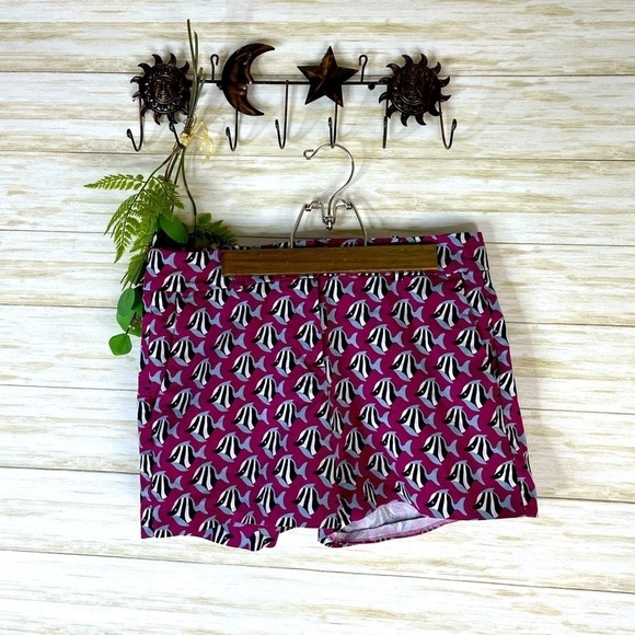 Ann Taylor Factory Angel Fish Magenta Shorts - Picture 1 of 4